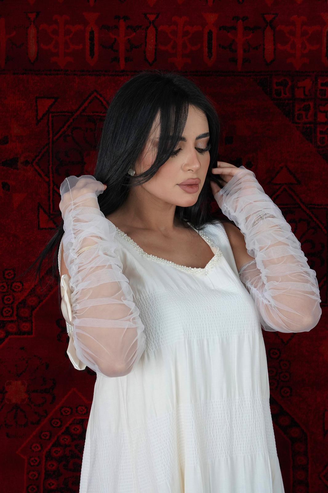 White Dress with open back and chiffon sleeves