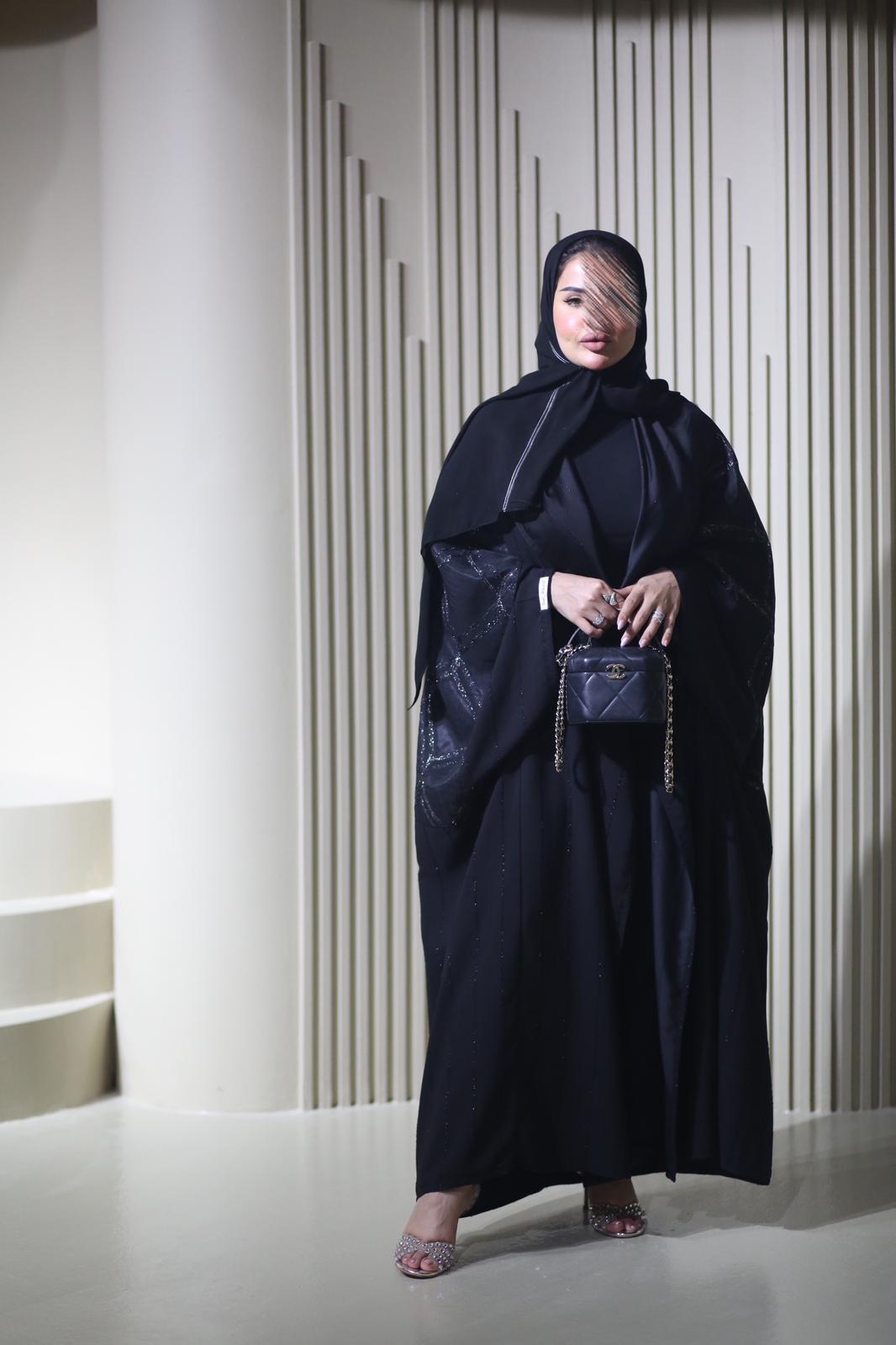 abaya to be made of a high-quality, luxurious
