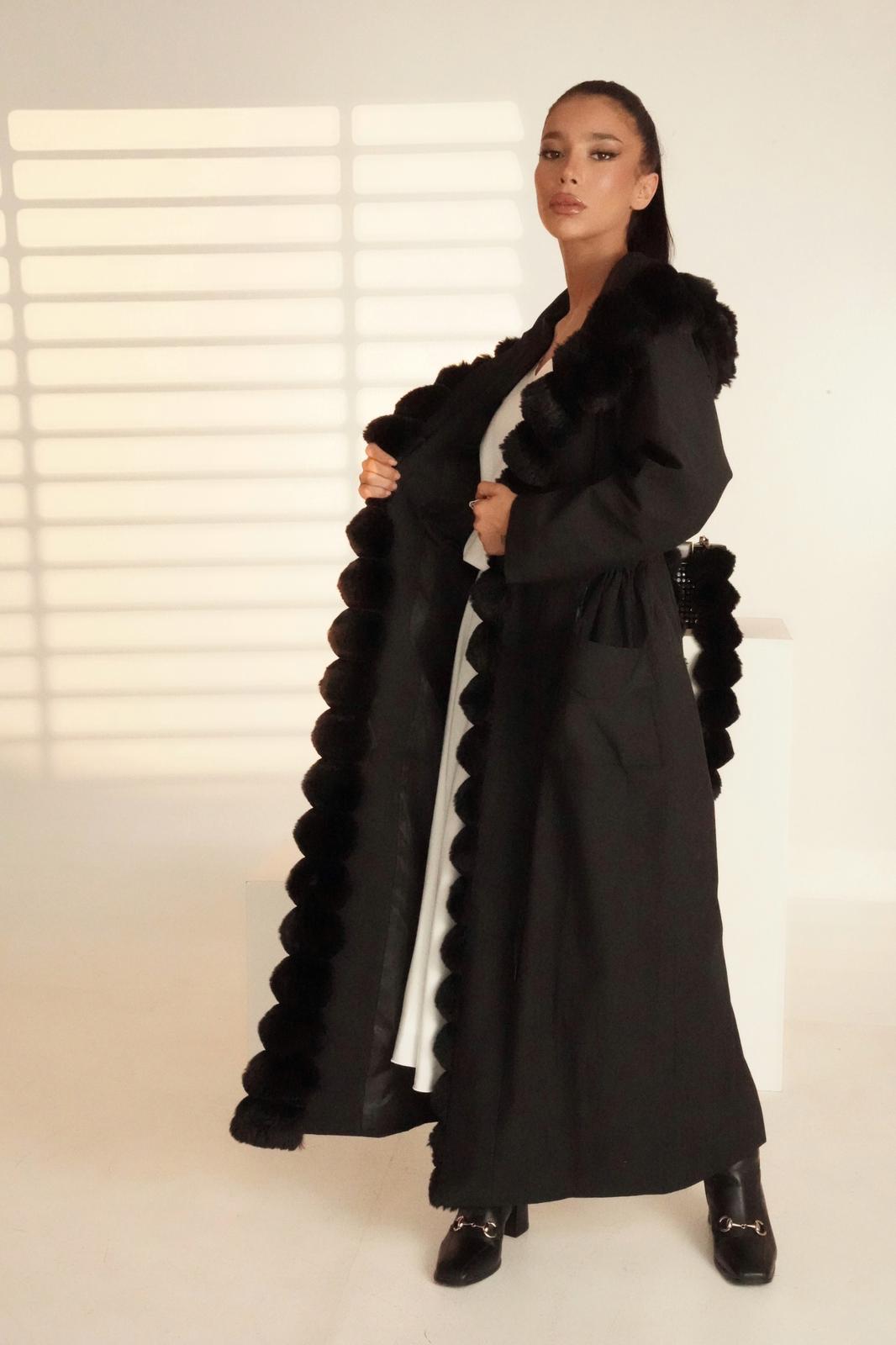 Abaya with fur