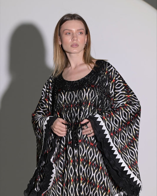 Loose butterfly-like abaya with wide sleeves