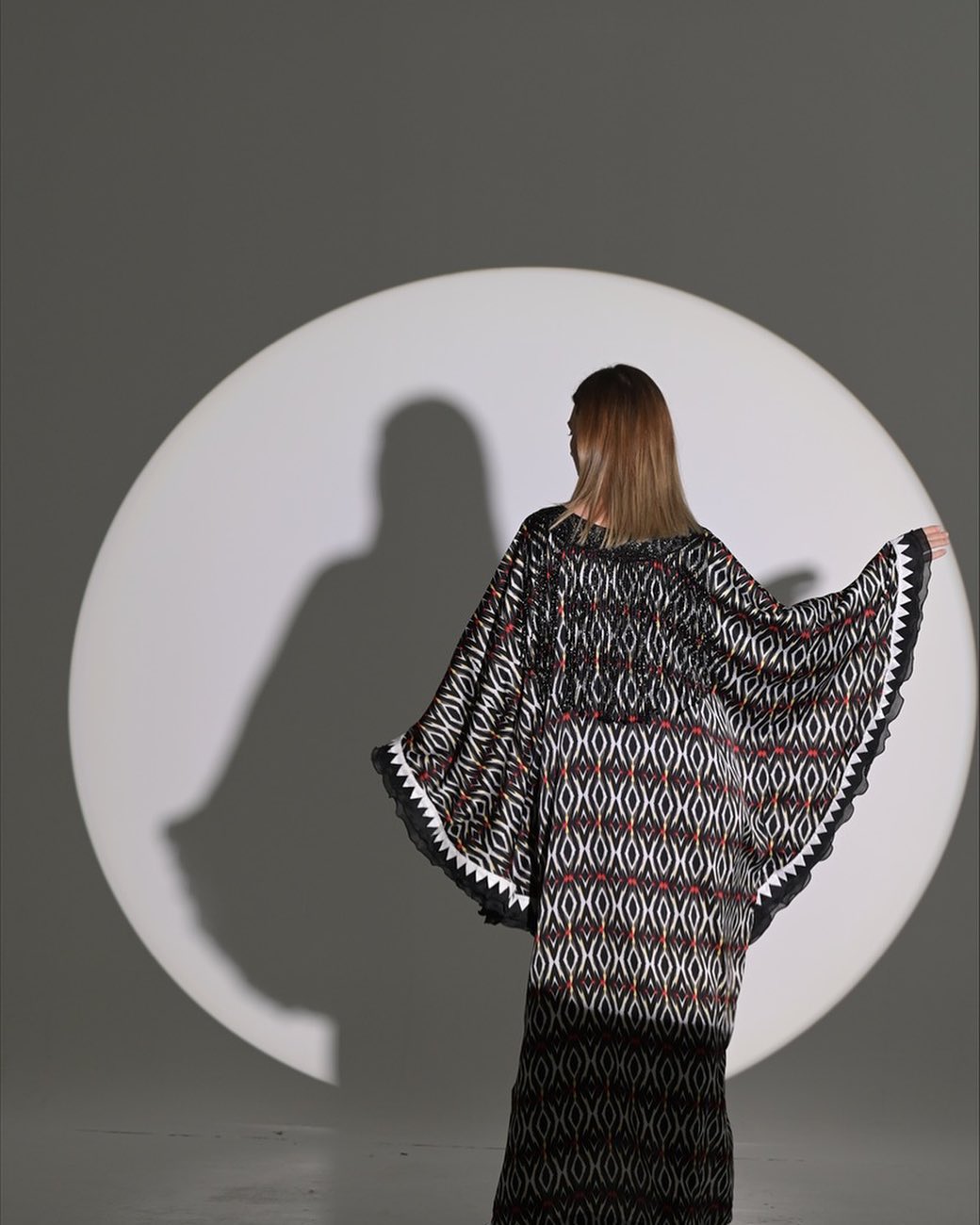 Loose butterfly-like abaya with wide sleeves
