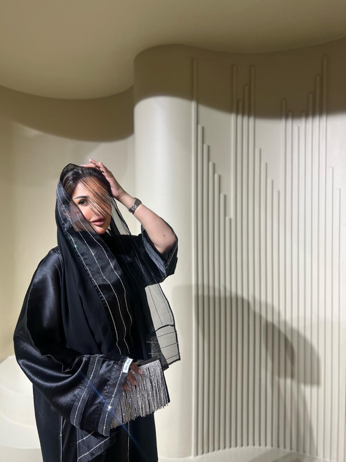 Abaya with sheen and striped chiffon
