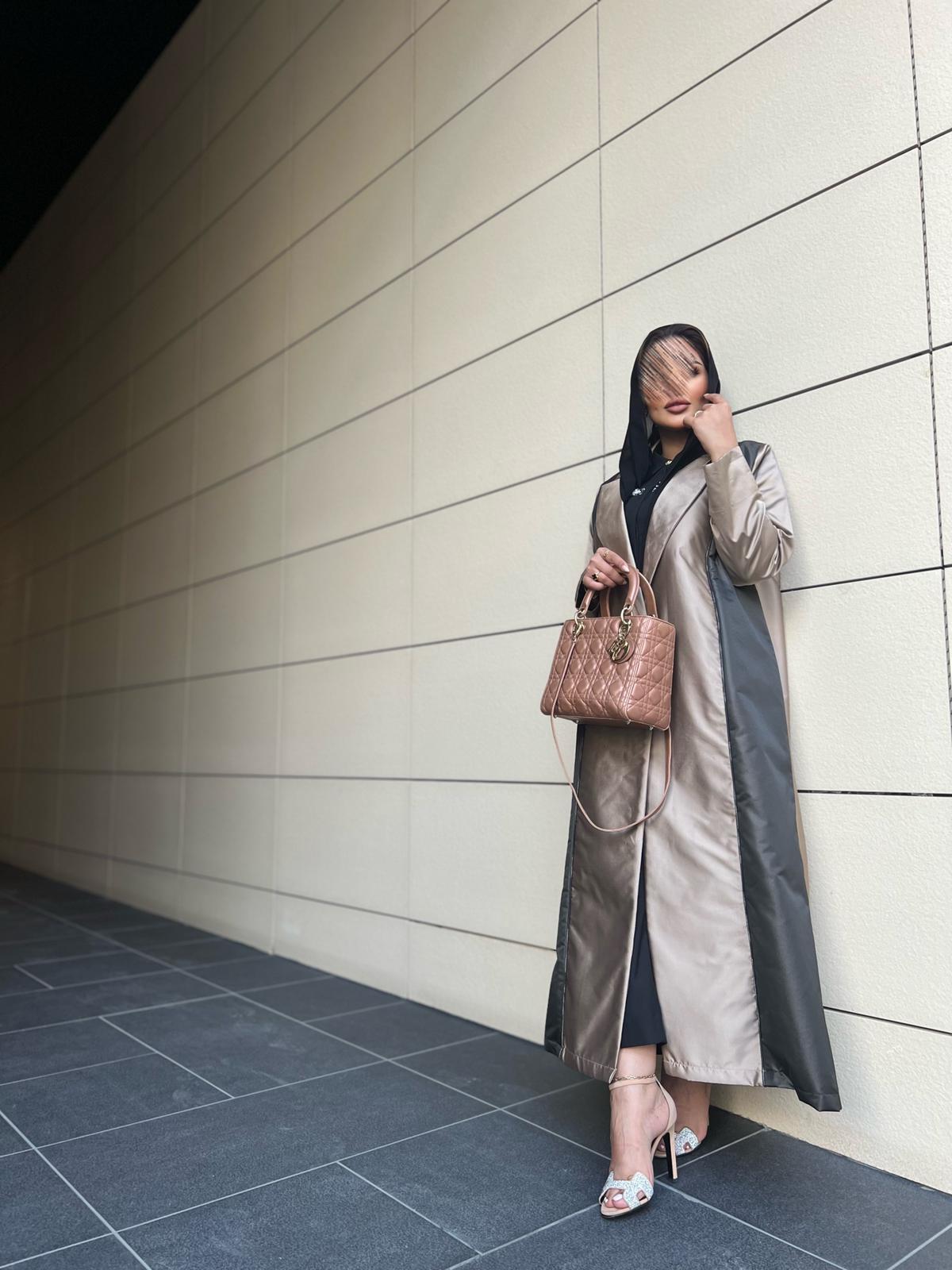Beige and black shiny abaya