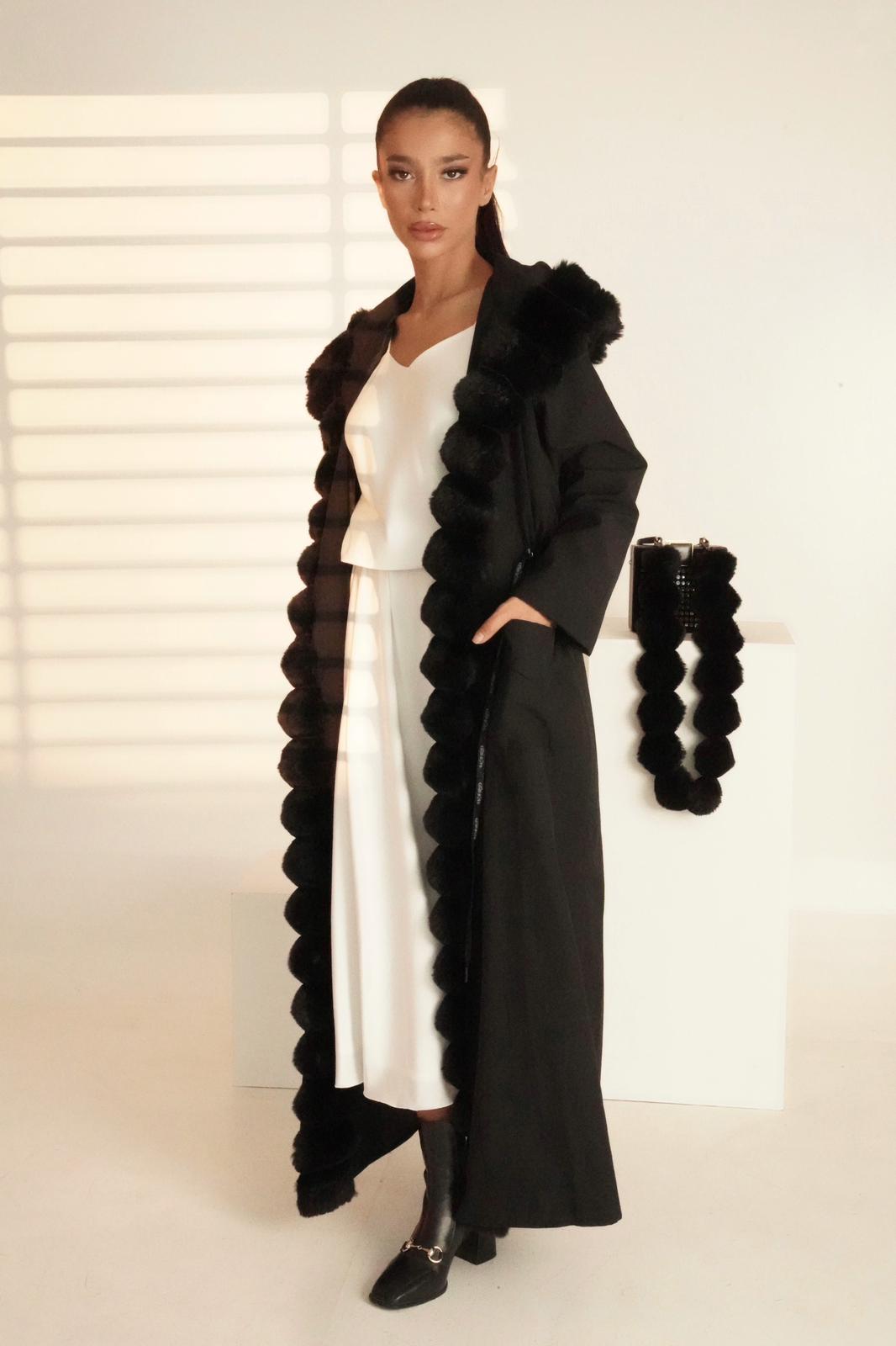 Abaya with fur