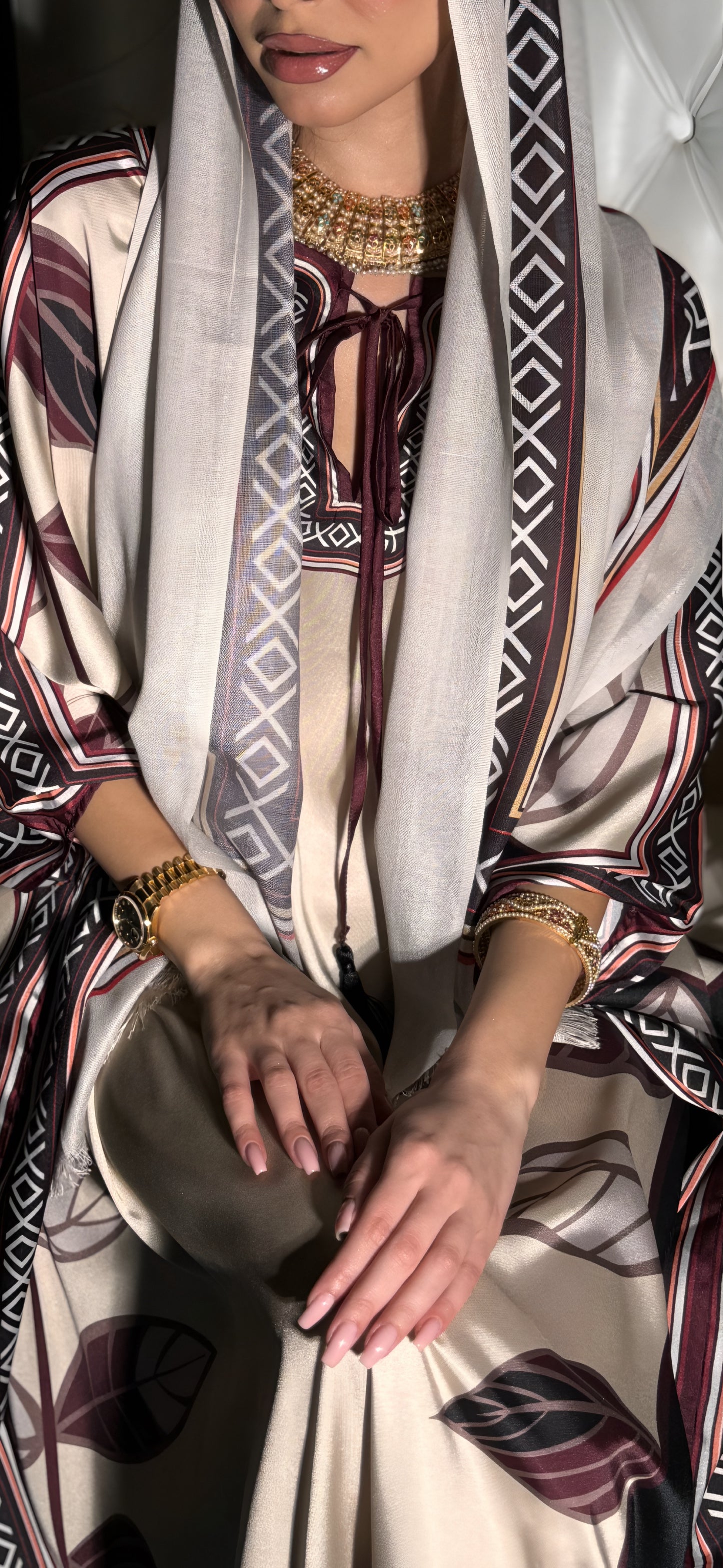 Elegant Maxi Dress Set with Scarf and Stylish Sandals