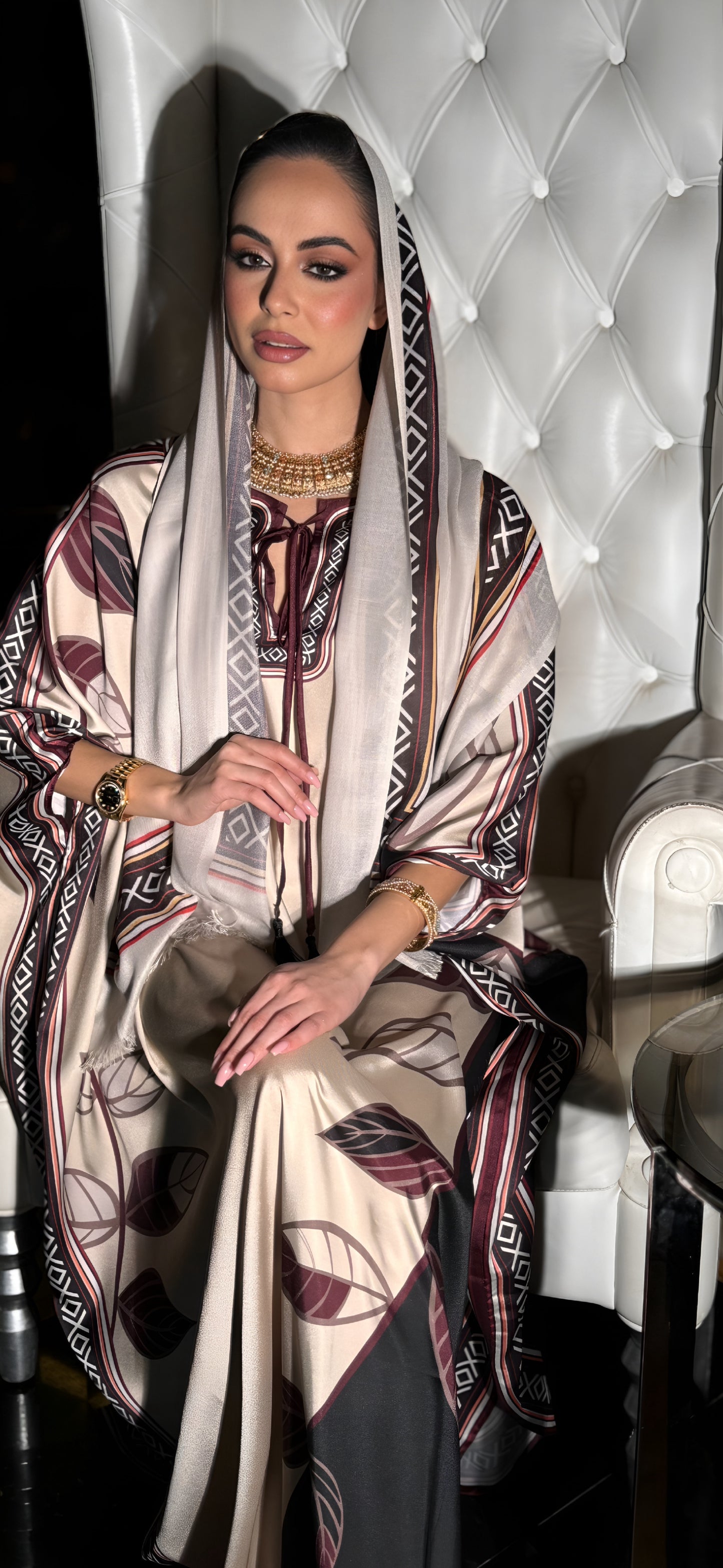 Elegant Maxi Dress Set with Scarf and Stylish Sandals