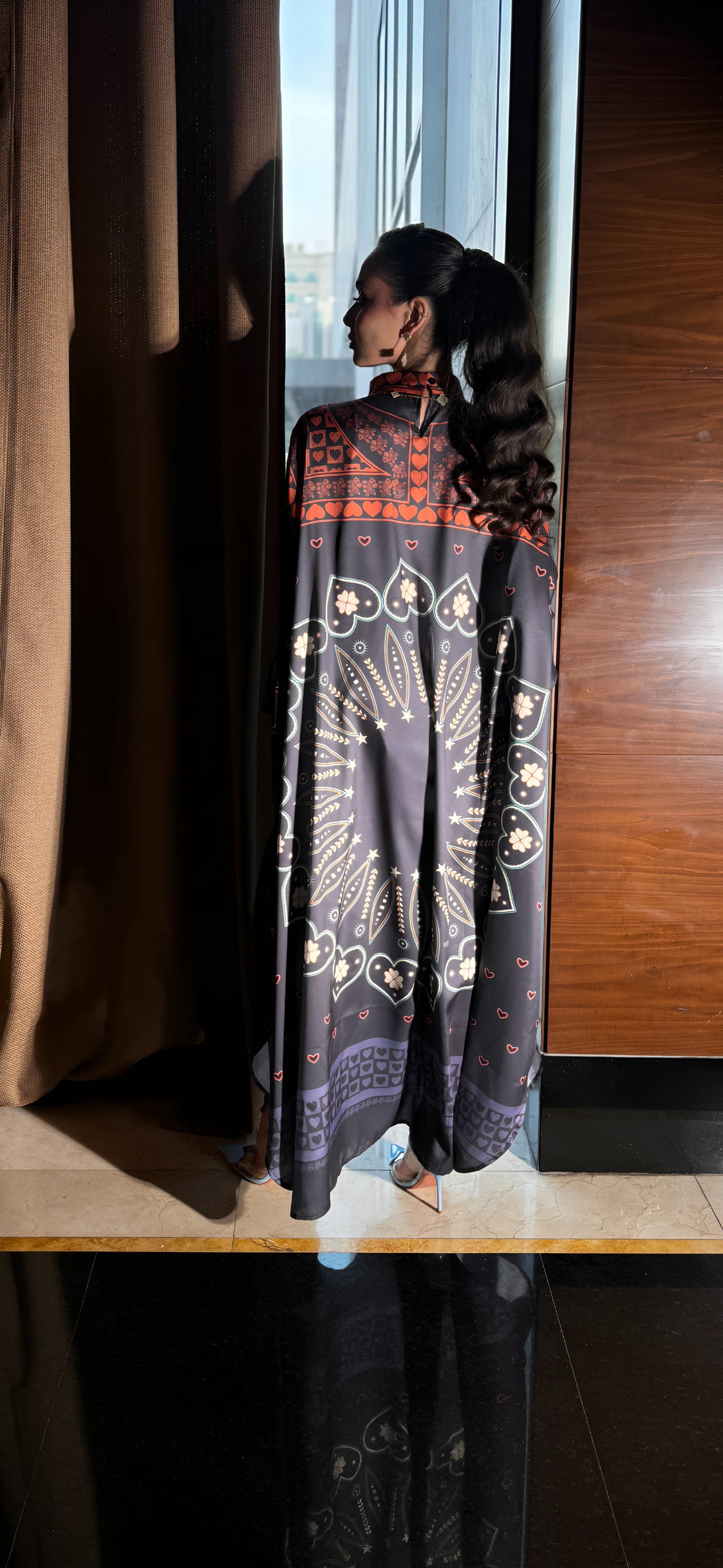 Luxurious Silk Kaftan with Intricate Patterns
