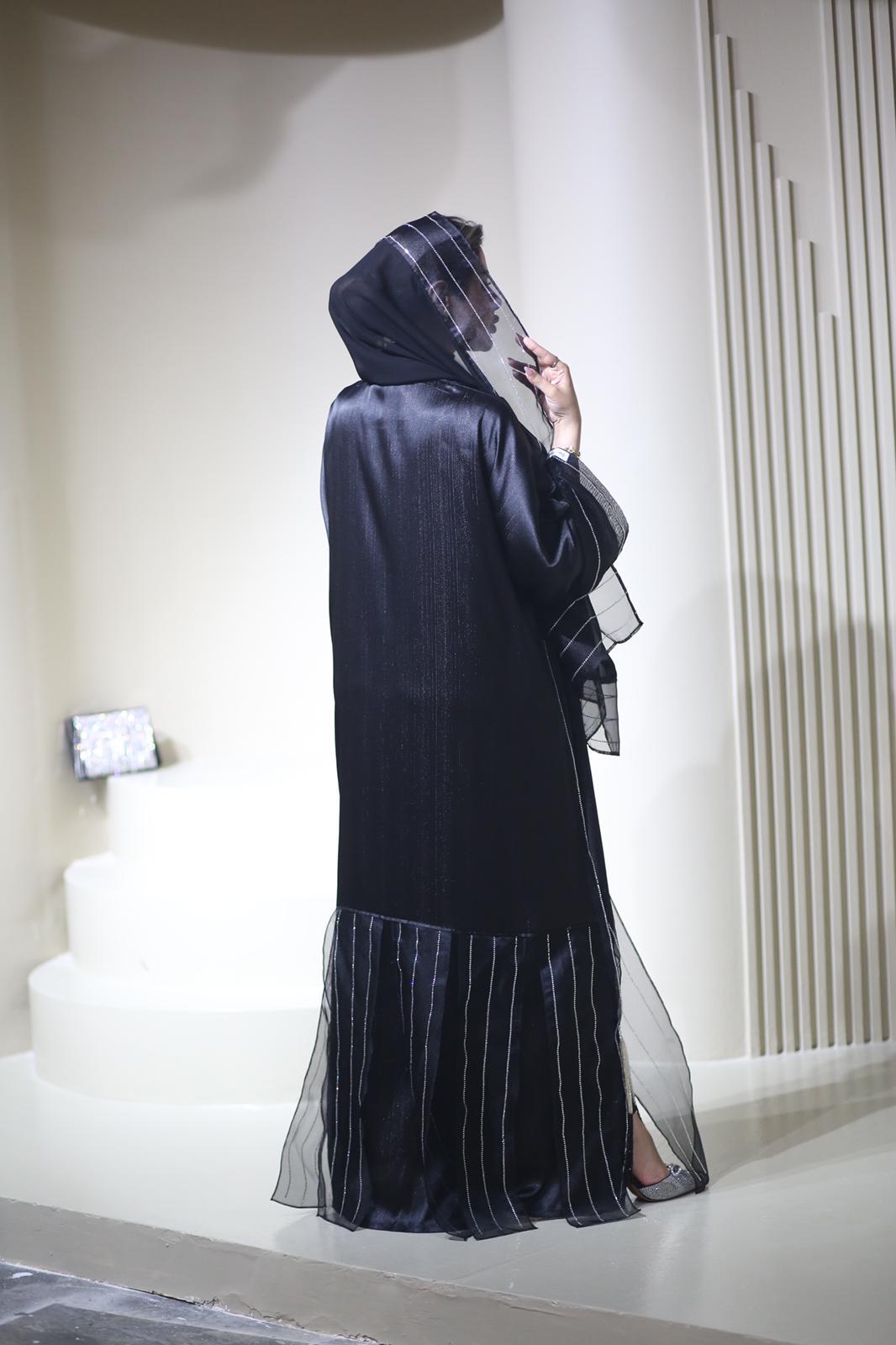 Abaya with sheen and striped chiffon