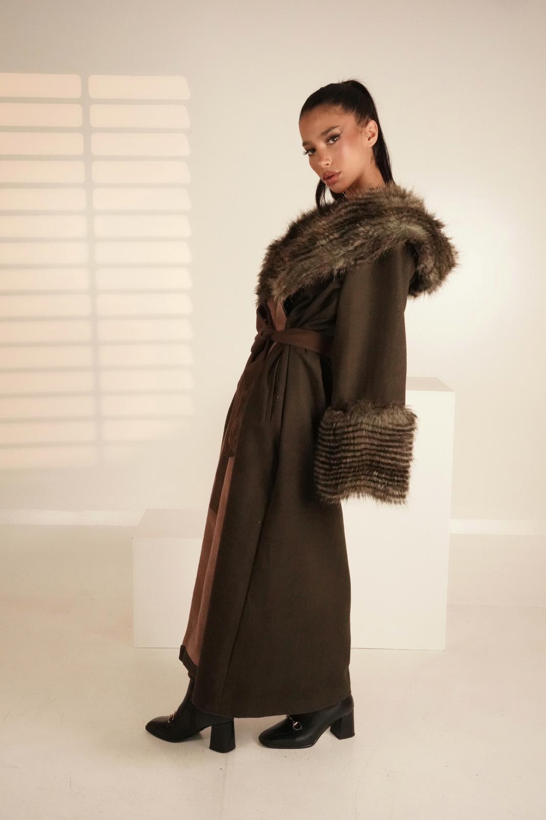 Abaya with fur, olive color